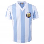 アルゼンチン代表ユニフォーム(1982年） 街着に使えそう！1982年W杯の「シンプルな代表ユニフォーム」8選