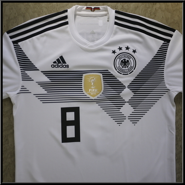 ドイツ代表 2018 公式ユニフォーム ホーム 半袖 オフィシャルマーキング（選手名、背番号込み） 大人サイズ adidas正規品 |  海外サッカー選手ユニフォーム専門店 LEGENDS海外サッカー選手ユニフォーム専門店 LEGENDS